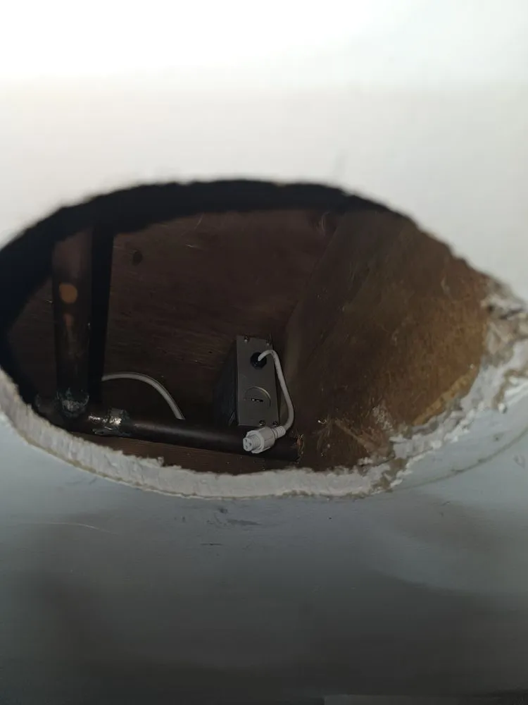 Slide of Tektone Handyman Services