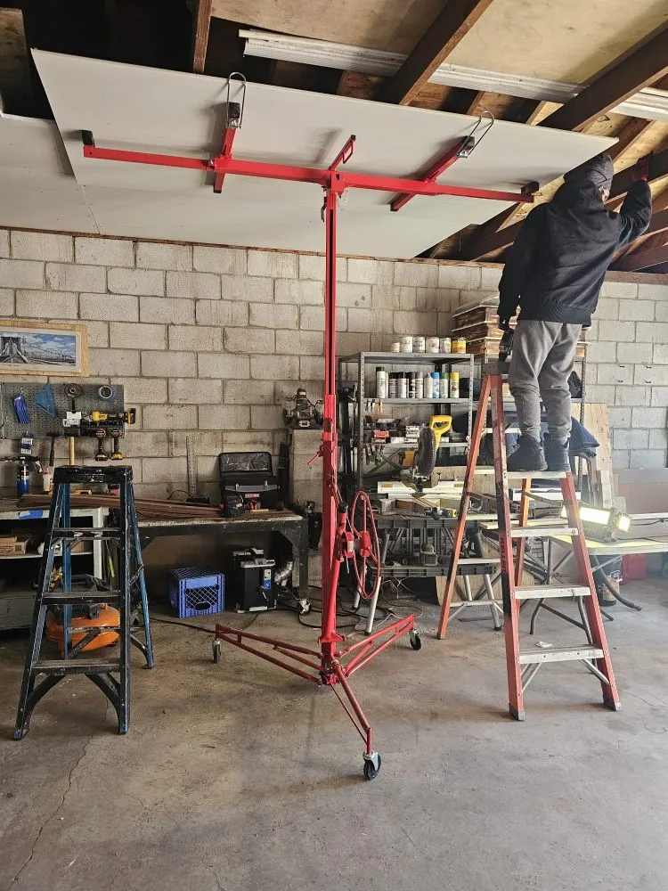 Slide of Tektone Handyman Services