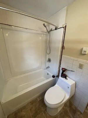 Testas Construction Logo