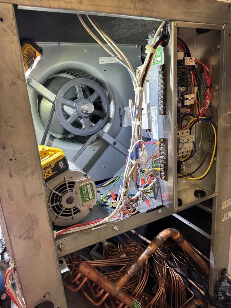 Slide of Texas Star Heating & Cooling