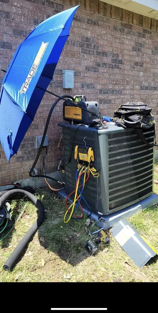 Slide of The 3 Diaz HVAC Service