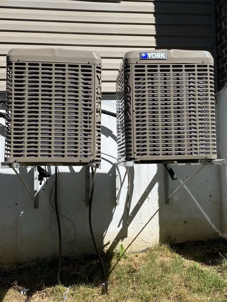 Slide of The Air Guys