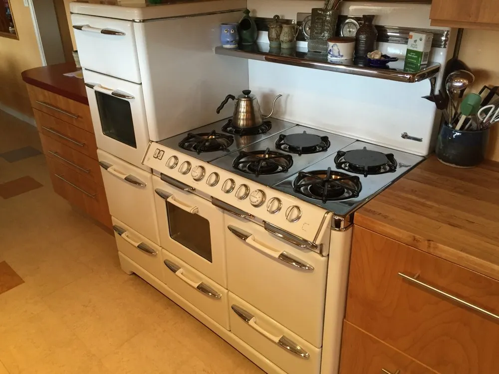 Slide of The Appliance Doctor