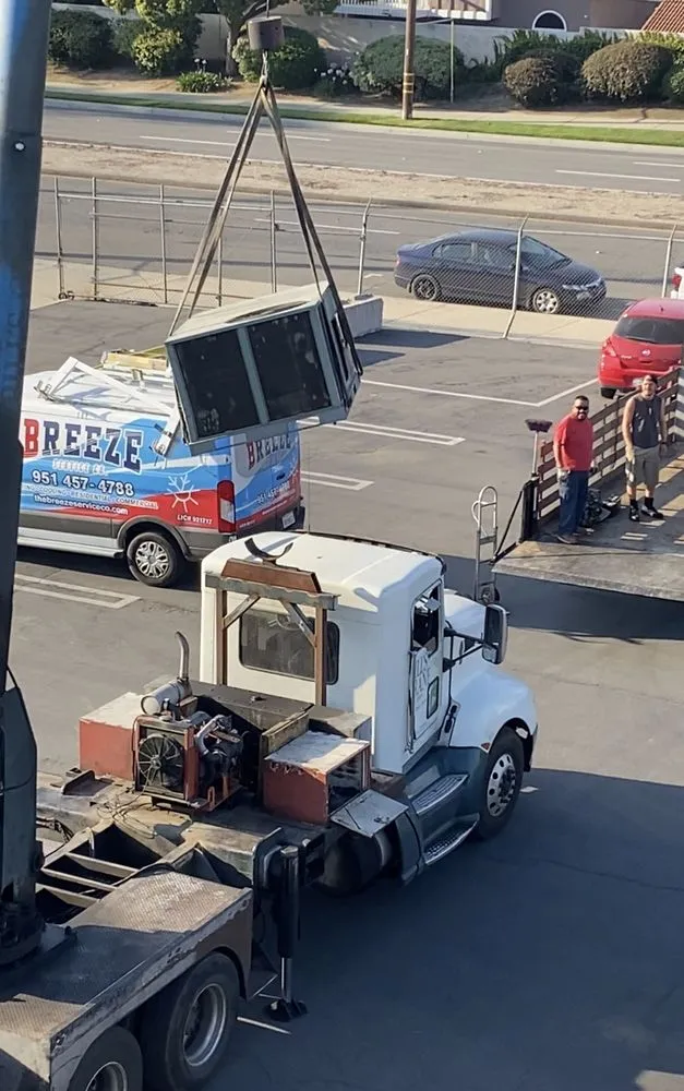 Slide of The Breeze Service