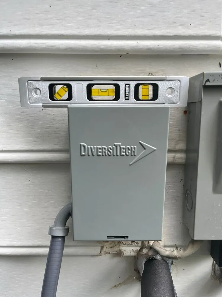 Slide of The Duct Doctor