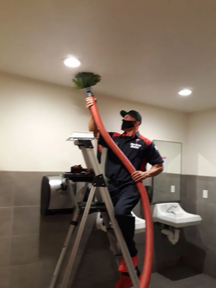 Slide of The Duct Doctor