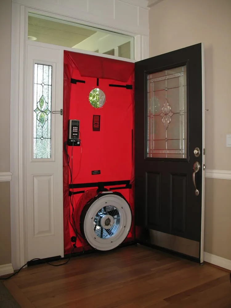 Slide of The Ductologist