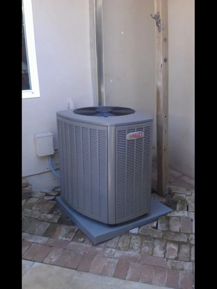 Slide of The EG Energy Savers Air Conditioning & Heating
