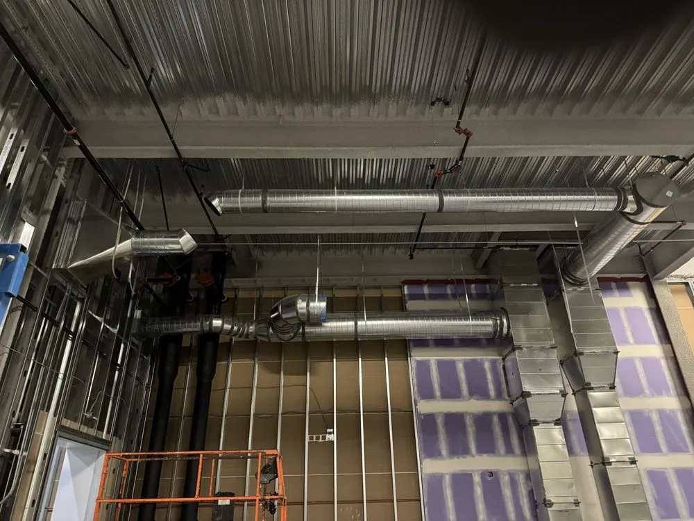 Slide of The General Contractors