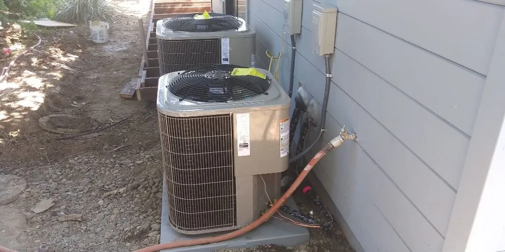 Slide of The H-VAC GUYS