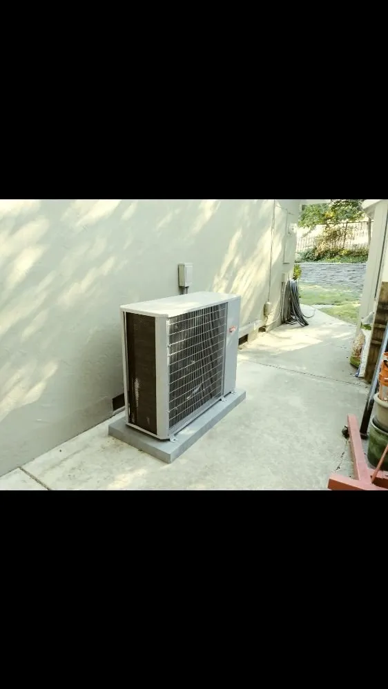 Slide of The H-VAC GUYS