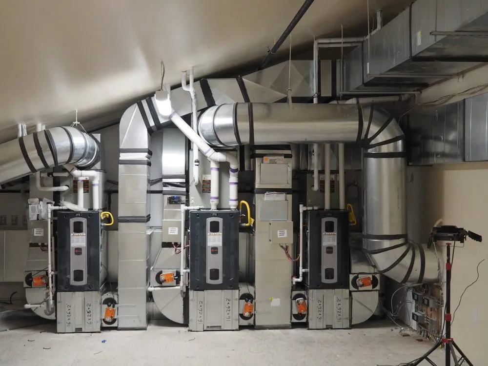 Slide of The Heat and AC Guys