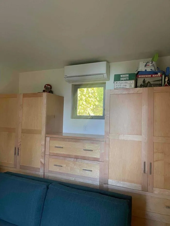 Slide of The Heat Pump Store