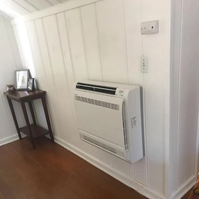 Slide of The Heat Pump Store