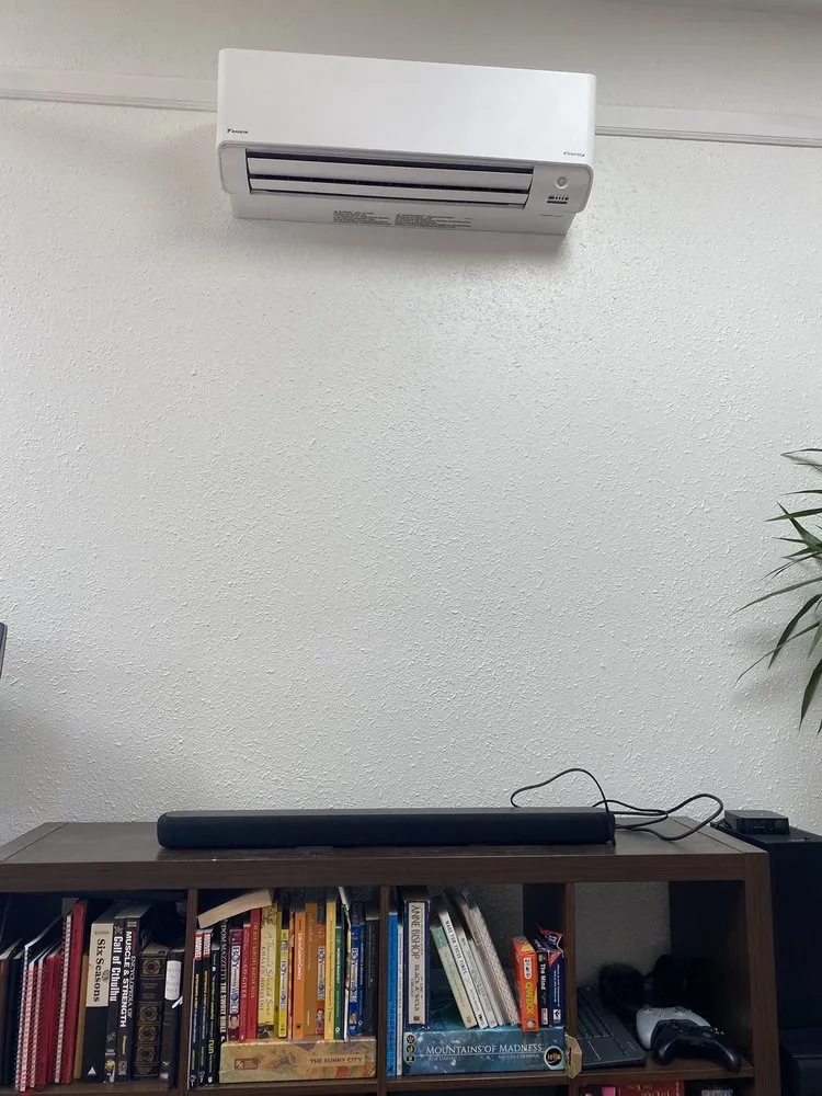 Slide of The Heat Pump Store