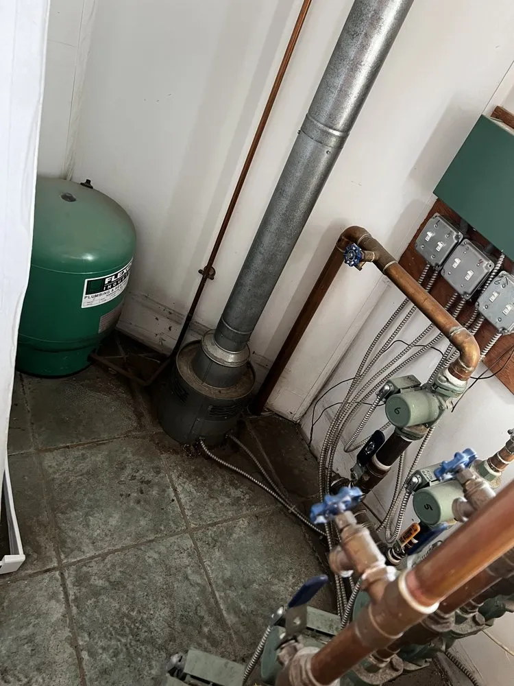 Slide of The Heating & Cooling Company