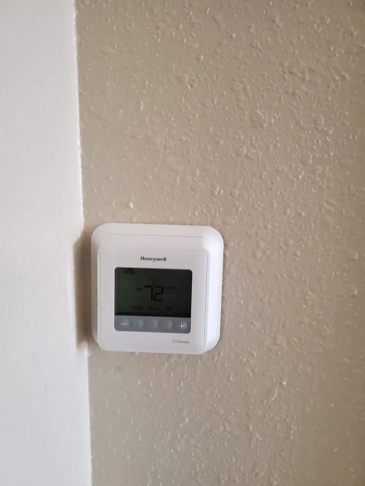 Slide of The Kool Heat Guy