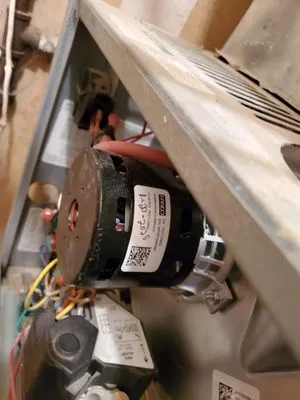 The Kool Heat Guy Logo