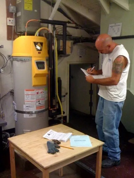 Slide of The Lunt Marymor Company