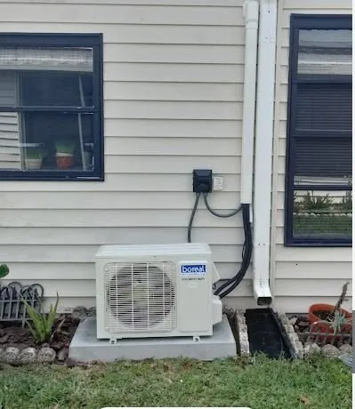 Slide of The Mini Split Depot