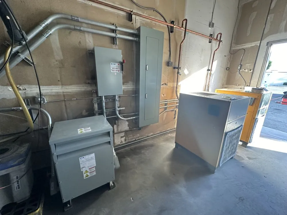 Slide of The Source Electric