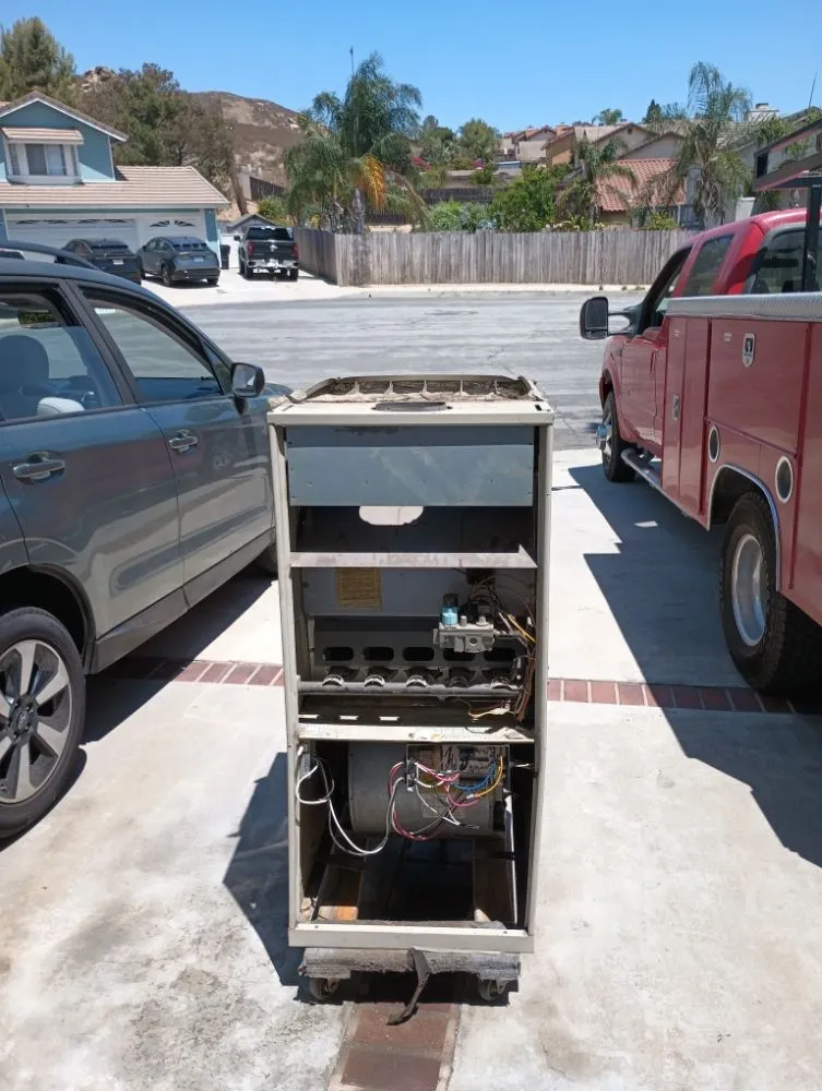 Slide of The Temperature Guy