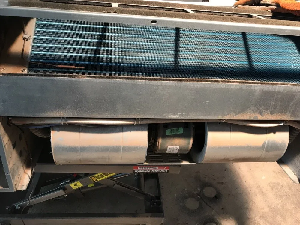 Slide of Thermoline A/C