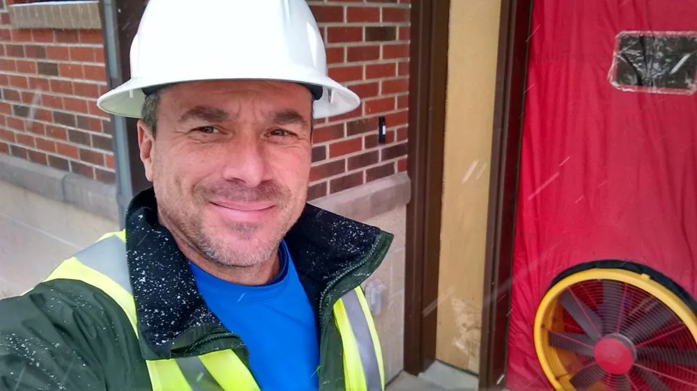 Slide of This Efficient House