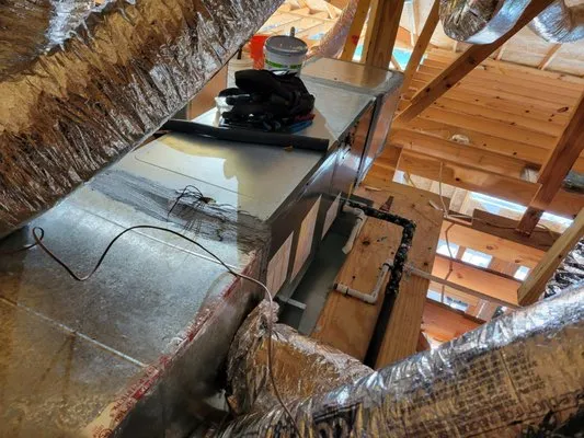 Thomas & Thomas AC & Heating Logo