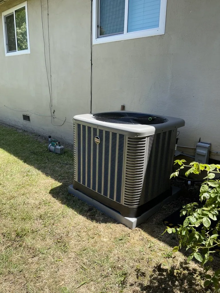 Slide of Thomas and Sons Heating and Air Conditioning