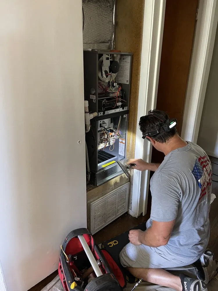 Slide of Thomas and Sons Heating and Air Conditioning