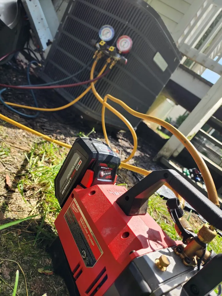 Slide of Thomas Lee HVAC