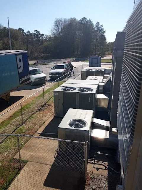 Slide of Thompson Heating & Air Conditioning