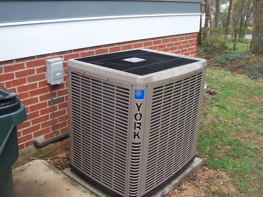 Slide of Thompson N' Thompson HVAC