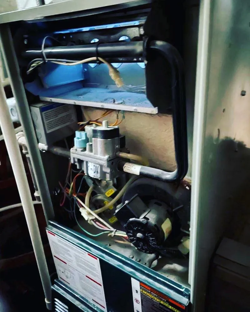 Slide of ThunderShark Heating & Cooling