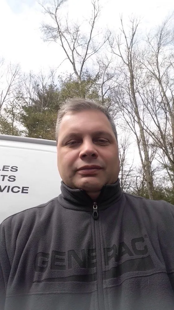 Slide of Tim Groh Electrician