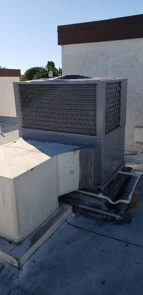 Slide of Titan Heating & Air