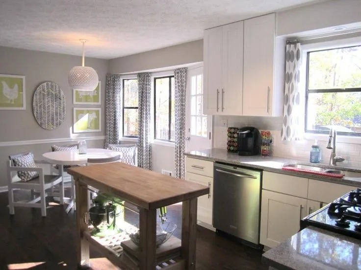 Slide of T&L Property Services