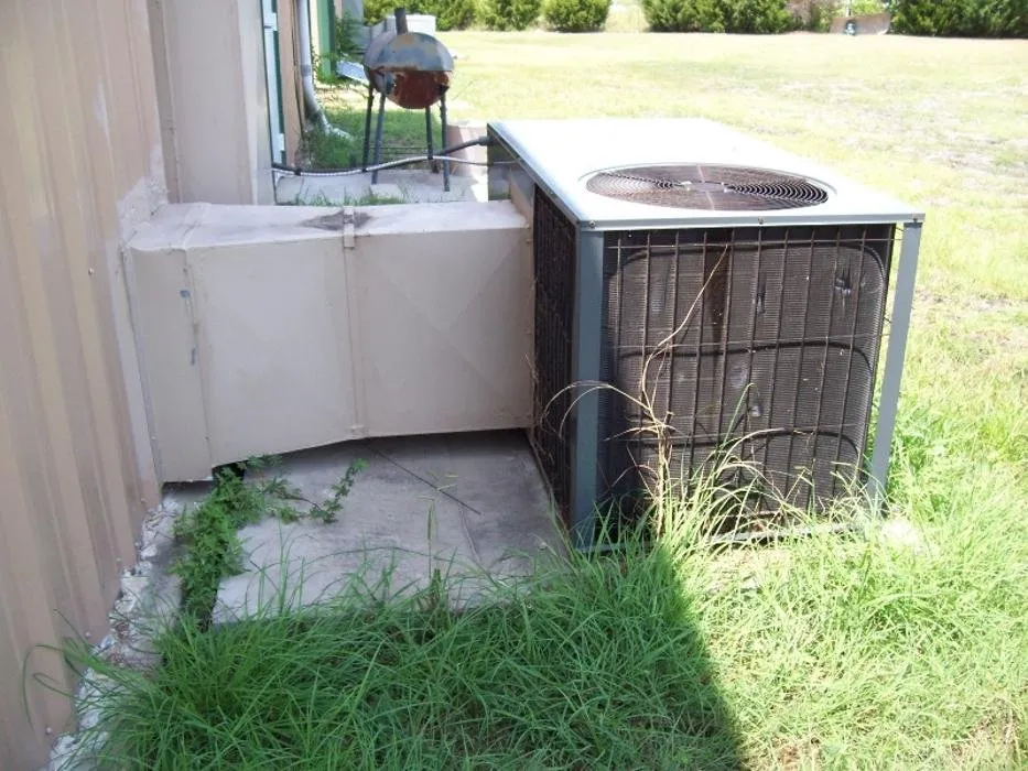 Slide of Tom Durbin AC & Mechanical