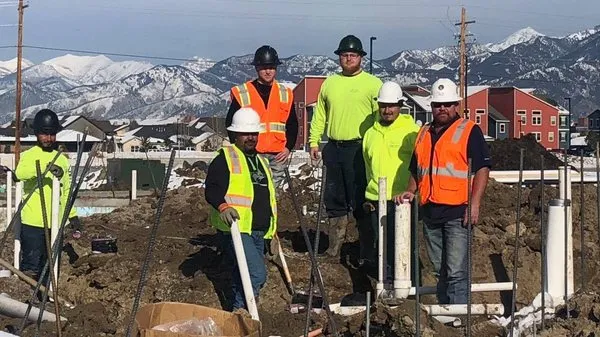 Tom Lyne Plumbing & Mechanical Logo
