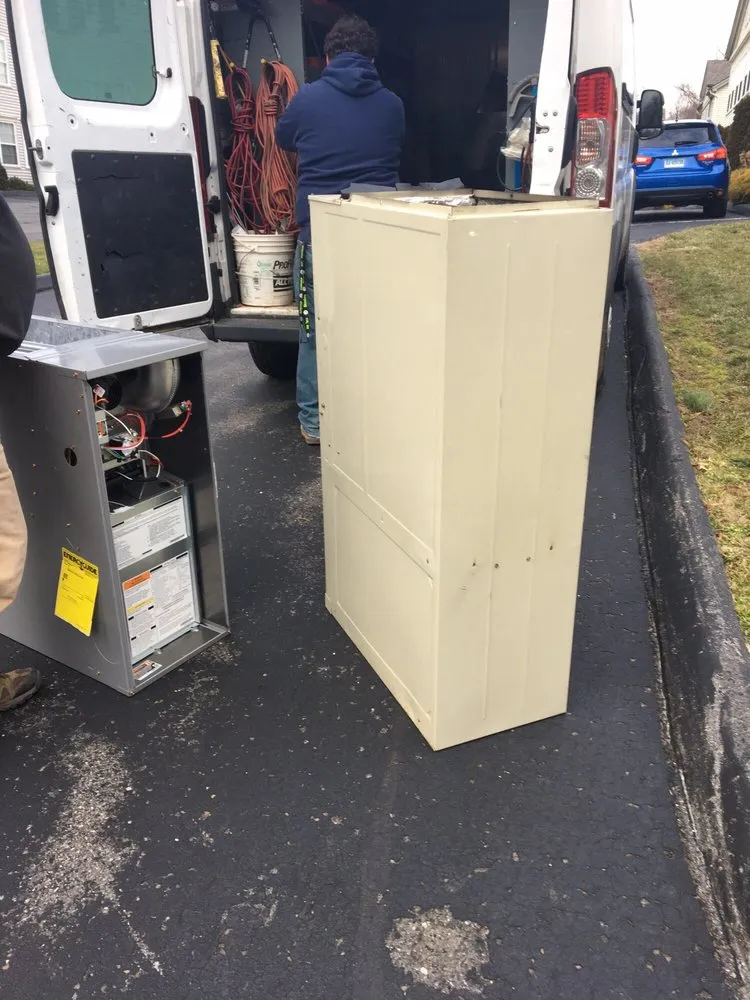 Slide of Tomax Heating & Cooling