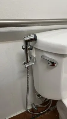 Tomich Handyman Services Logo