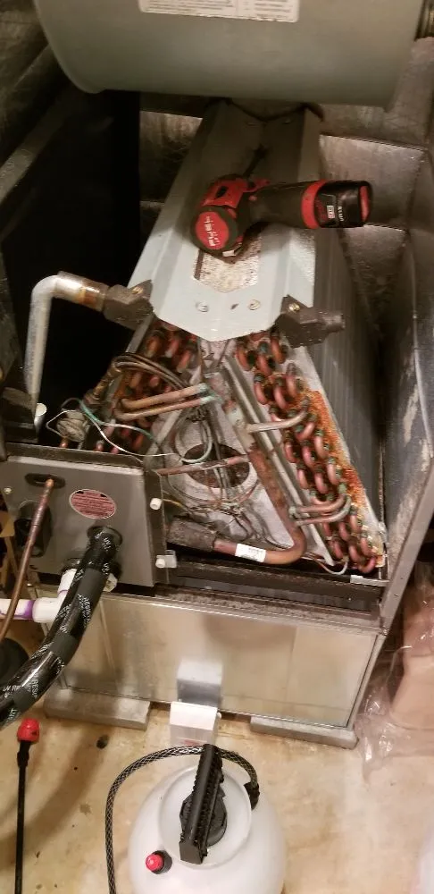 Slide of Toms Heating & Air Conditioning