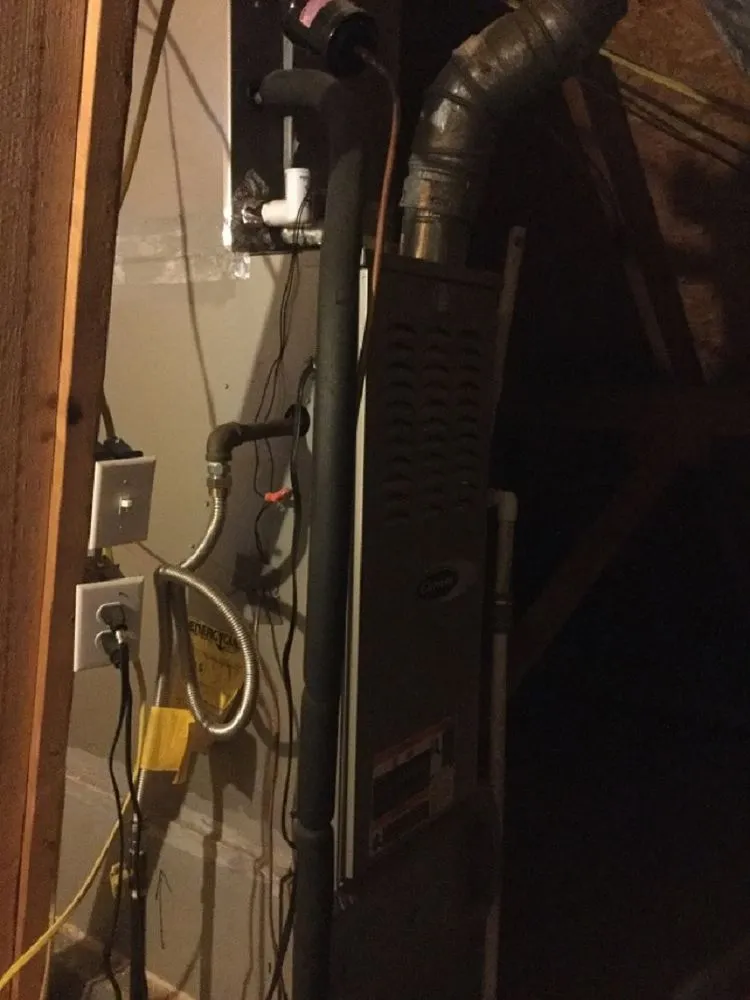 Slide of Tom's Heating & Air Conditioning