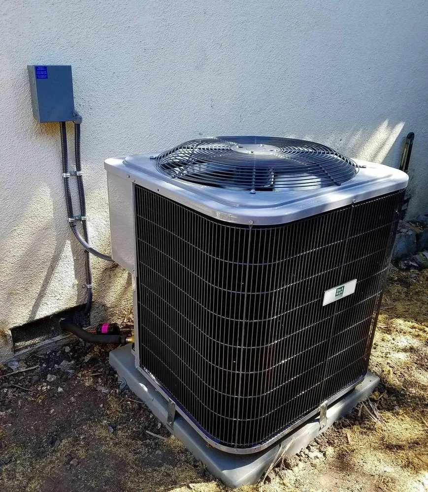 Slide of Tom's Refrigeration HVAC