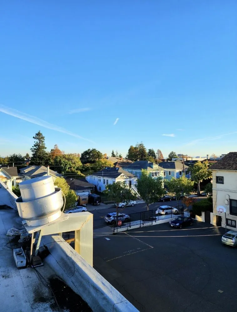 Slide of Tom's Refrigeration HVAC