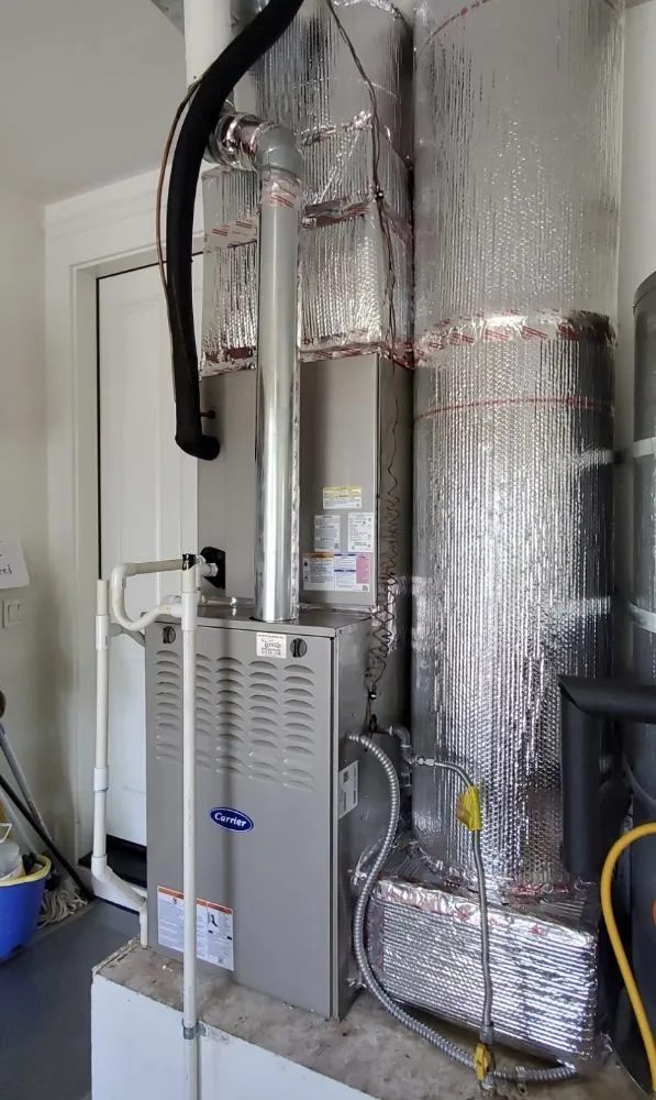 Slide of Tom's Refrigeration HVAC