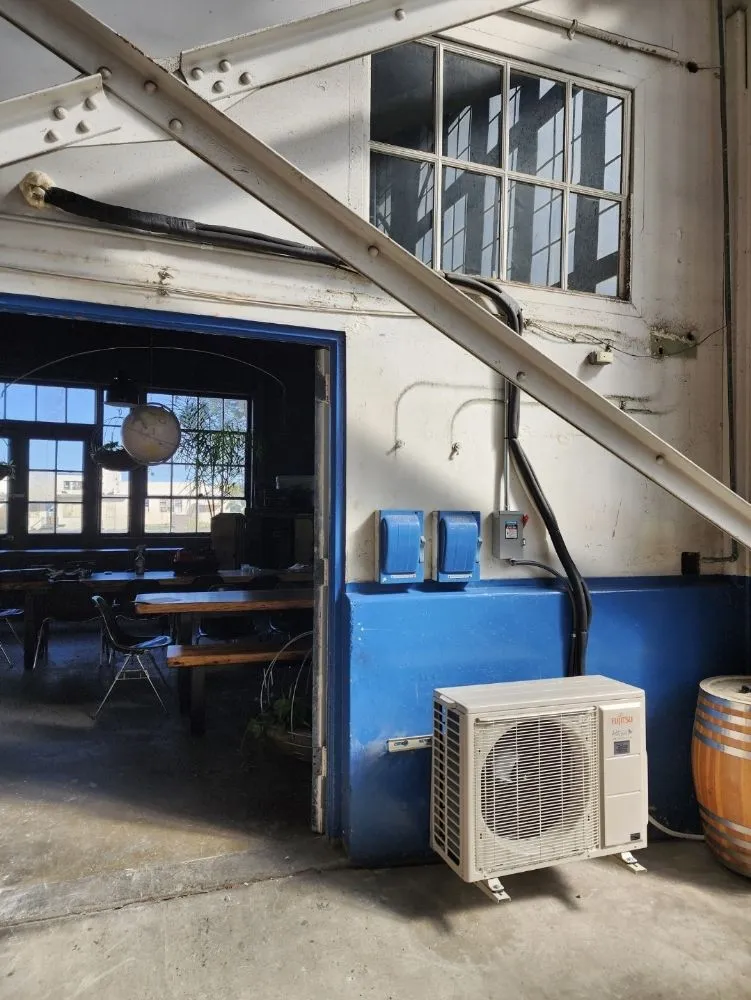 Slide of Tom's Refrigeration HVAC