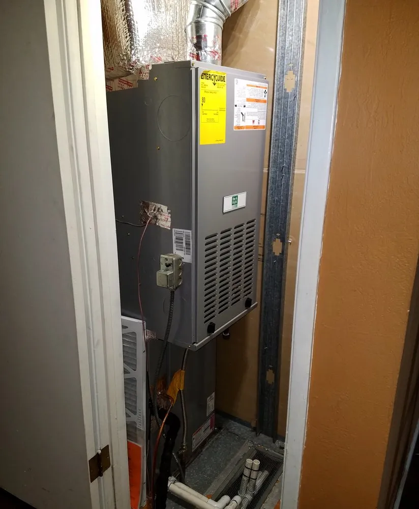 Slide of Tom's Refrigeration HVAC