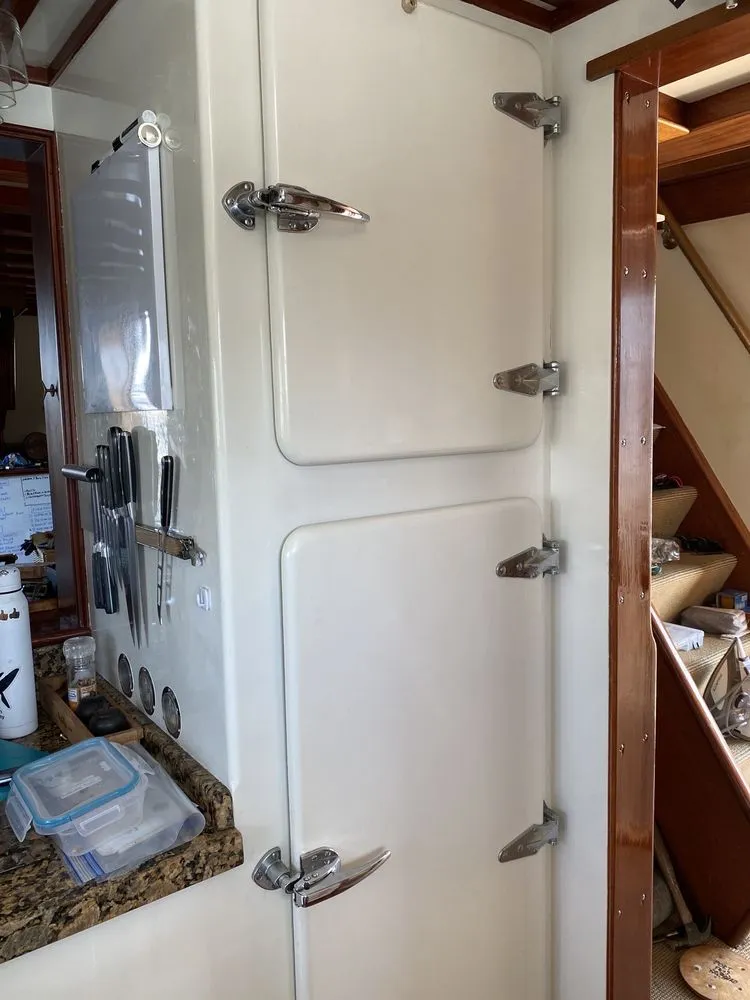 Slide of Tom's Refrigeration HVAC